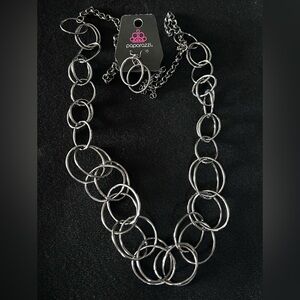 Paparazzi Bold Silver Loop Necklace